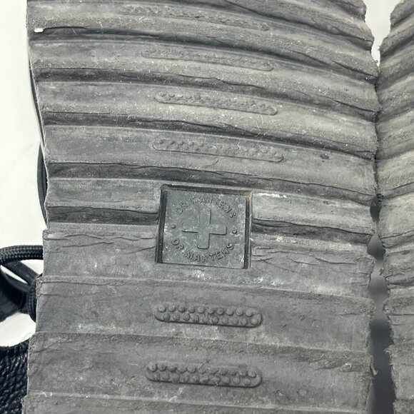 Women's Black Platform Sandals - Picture 9 of 10